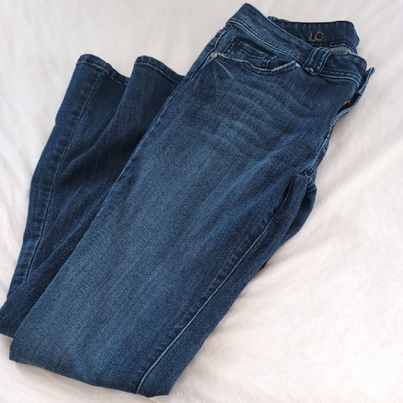 LC Lauren Conrad Denim - Y2K Women's Size 6 LC Lauren Conrad Flared Jeans